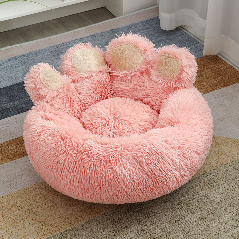 The Ultimate Winter Comfort for Your Pet: Hand-shaped Bed